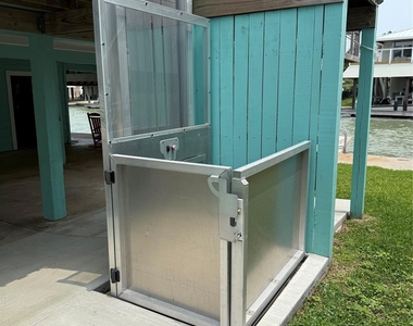 1222 Oahu Drive - Photo Thumbnail 4