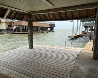 1222 Oahu Drive - Photo Thumbnail 2