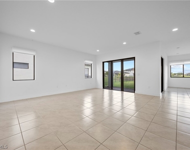 5032 Frattina Street - Photo Thumbnail 5