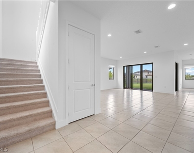 5032 Frattina Street - Photo Thumbnail 4