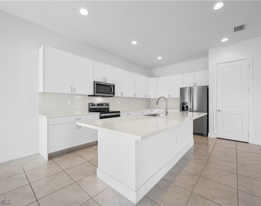 5032 Frattina Street - Photo Thumbnail 14