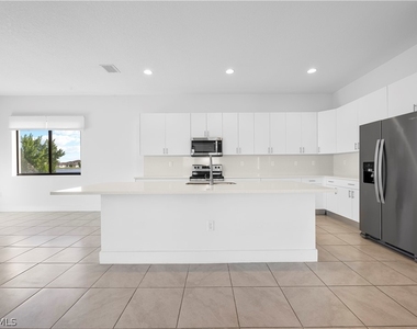 5032 Frattina Street - Photo Thumbnail 13