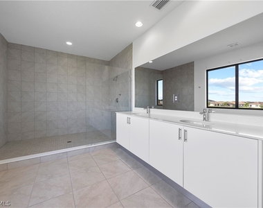 5032 Frattina Street - Photo Thumbnail 27
