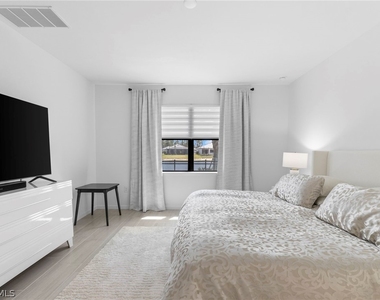 1854 Amador Court - Photo Thumbnail 31