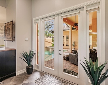 6105 Dogleg Drive - Photo Thumbnail 10