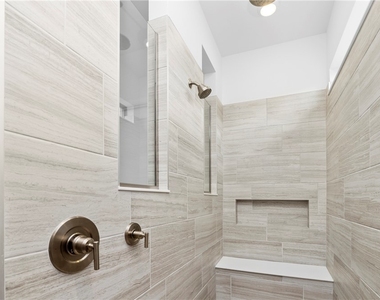 1905 Fresno Avenue - Photo Thumbnail 22