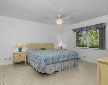 190 Palm Drive - Photo Thumbnail 15