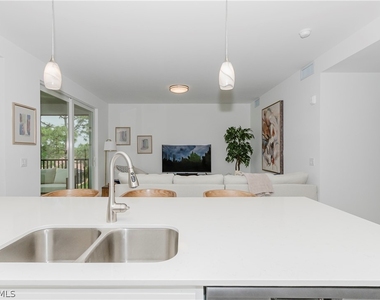 18461 Copperhead Court N - Photo Thumbnail 4