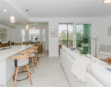18461 Copperhead Court N - Photo Thumbnail 2