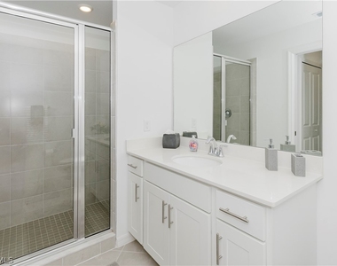 18461 Copperhead Court N - Photo Thumbnail 20