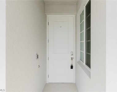 18461 Copperhead Court N - Photo Thumbnail 28