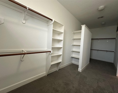 2713 Crawford Street - Photo Thumbnail 18