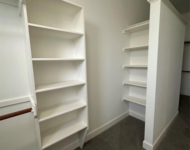 2713 Crawford Street - Photo Thumbnail 19