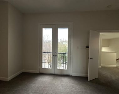 2713 Crawford Street - Photo Thumbnail 21