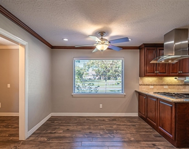 17615 Swansbury Drive - Photo Thumbnail 20
