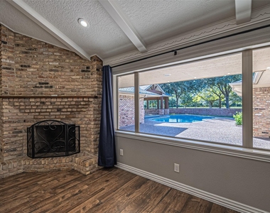 17615 Swansbury Drive - Photo Thumbnail 15