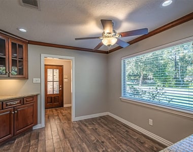 17615 Swansbury Drive - Photo Thumbnail 21