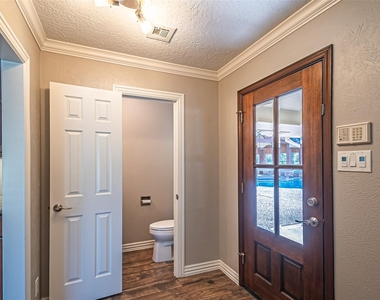 17615 Swansbury Drive - Photo Thumbnail 27