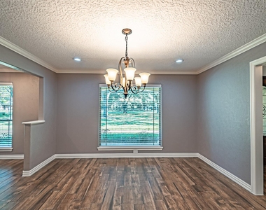 17615 Swansbury Drive - Photo Thumbnail 7