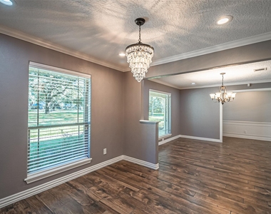 17615 Swansbury Drive - Photo Thumbnail 12