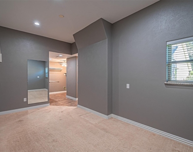 17615 Swansbury Drive - Photo Thumbnail 37