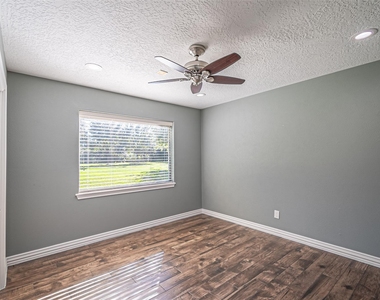 17615 Swansbury Drive - Photo Thumbnail 42