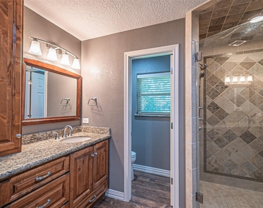 17615 Swansbury Drive - Photo Thumbnail 32