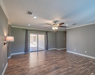 17615 Swansbury Drive - Photo Thumbnail 30