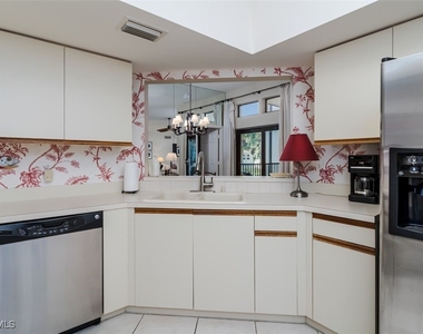 6545 Valen Way - Photo Thumbnail 20