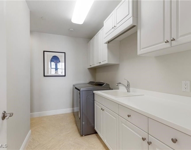 16382 Viansa Way - Photo Thumbnail 27
