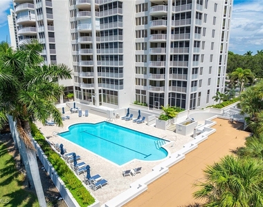 6849 Grenadier Boulevard - Photo Thumbnail 31