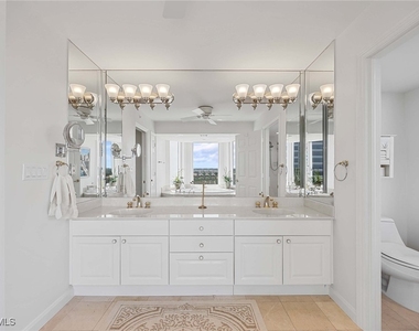6849 Grenadier Boulevard - Photo Thumbnail 16
