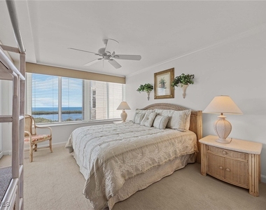6849 Grenadier Boulevard - Photo Thumbnail 17
