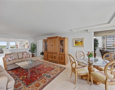 6849 Grenadier Boulevard - Photo Thumbnail 7
