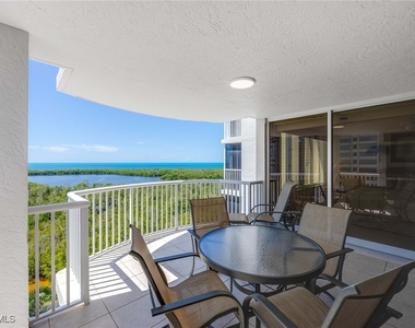 6849 Grenadier Boulevard - Photo Thumbnail 26