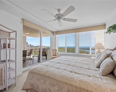 6849 Grenadier Boulevard - Photo Thumbnail 18