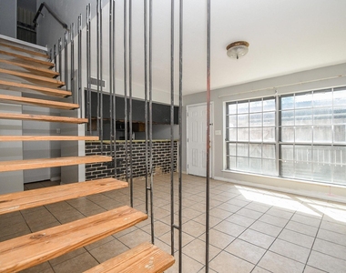 4258 Belle Park Drive - Photo Thumbnail 5