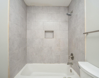 4258 Belle Park Drive - Photo Thumbnail 16