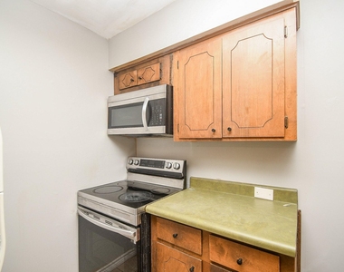 4258 Belle Park Drive - Photo Thumbnail 9