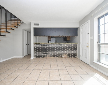 4258 Belle Park Drive - Photo Thumbnail 7