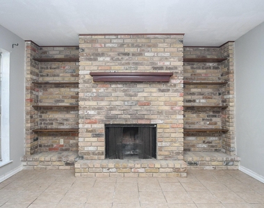 4258 Belle Park Drive - Photo Thumbnail 3