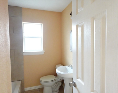 4721 Denmark Street - Photo Thumbnail 6