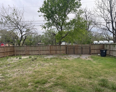 802 Fair Street - Photo Thumbnail 1