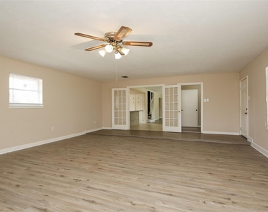 6406 Ashton Street - Photo Thumbnail 16