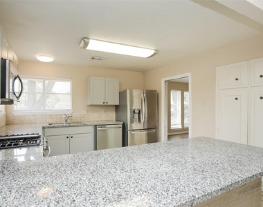 6406 Ashton Street - Photo Thumbnail 9