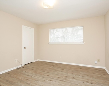 6406 Ashton Street - Photo Thumbnail 24