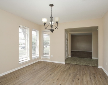 6406 Ashton Street - Photo Thumbnail 4