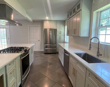 4011 Ebbtide Drive - Photo Thumbnail 1