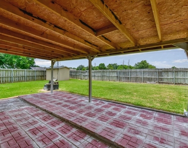9503 Bent Spur Lane - Photo Thumbnail 25