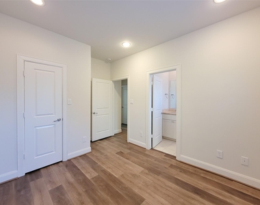12 Hermann Park Court - Photo Thumbnail 35